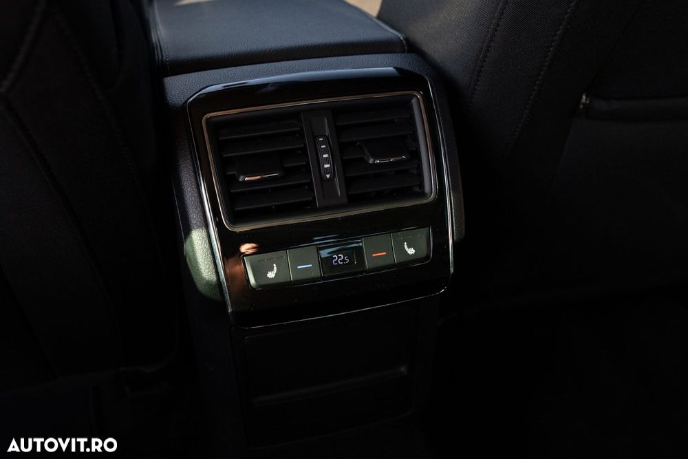 Skoda Superb 2.0 TDI DSG Style - 20