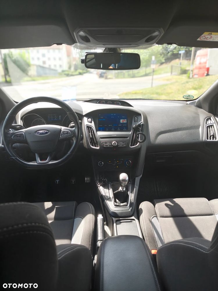 Ford Focus 2.0 TDCi ST - 6
