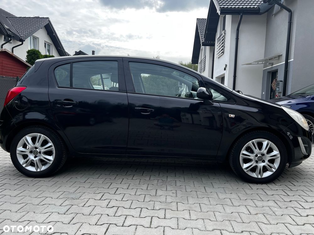 Opel Corsa 1.2 16V Enjoy - 12