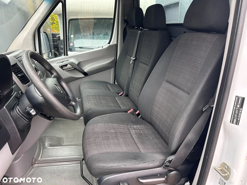 Mercedes-Benz Sprinter - 17
