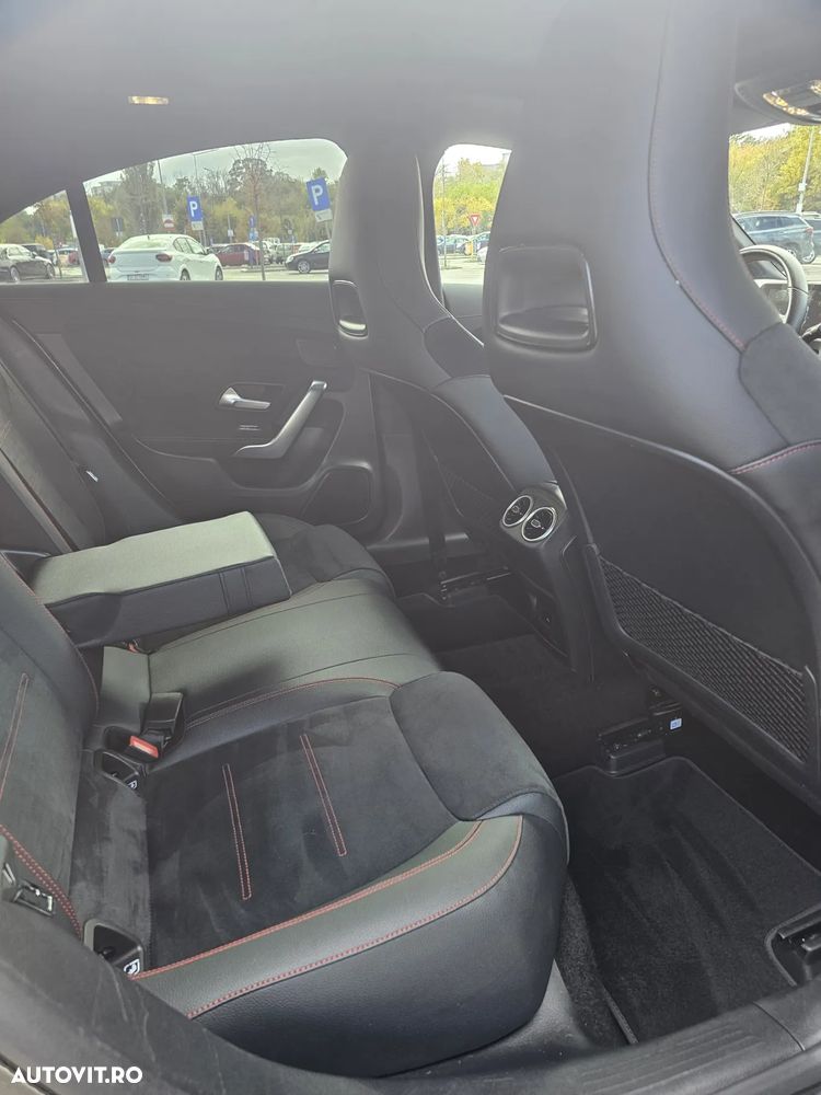 Mercedes-Benz CLA 200 7G-DCT AMG Line - 8