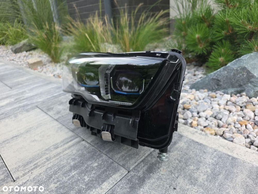 BMW 5 G60 G61 M5 G90 G99 Lampa prawa Full Led Adaptive 5A798D2-11 Srebna - 3