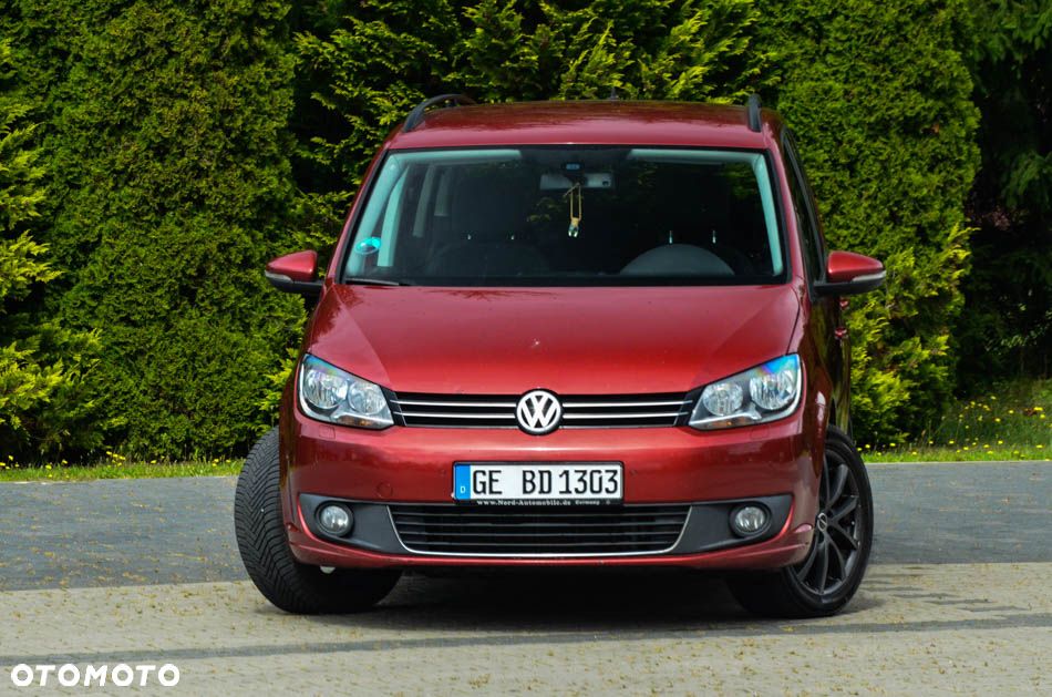 Volkswagen Touran 1.6 TDI DPF BlueMotion Technology DSG Comfortline - 8