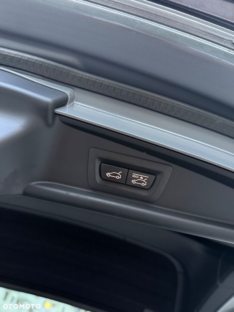 BMW 5GT 535i Luxury Line - 16