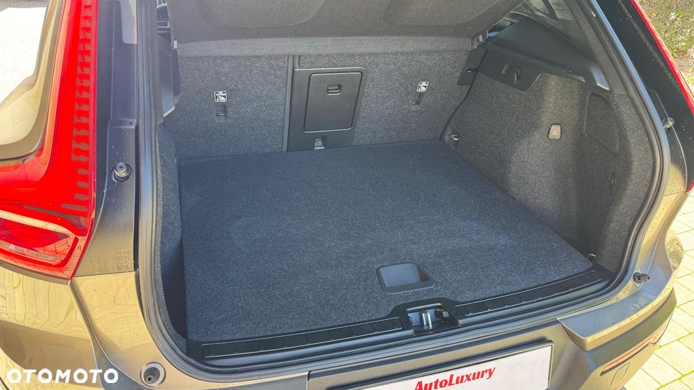 Volvo XC 40 - 31