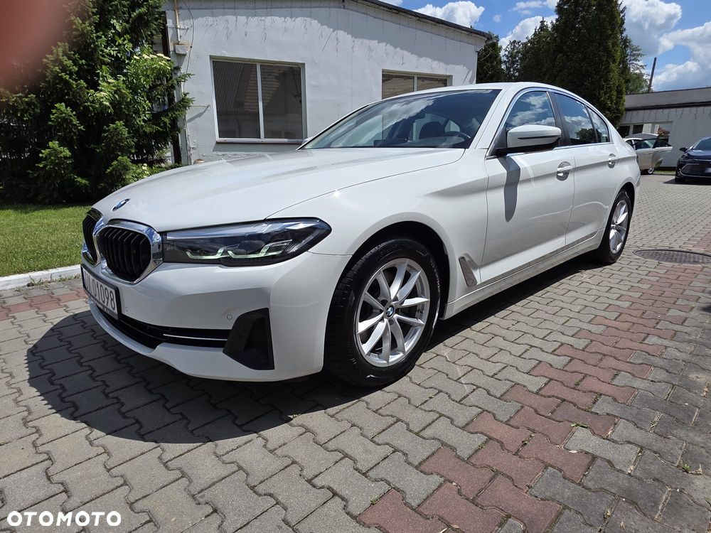 BMW Seria 5 518d mHEV - 1