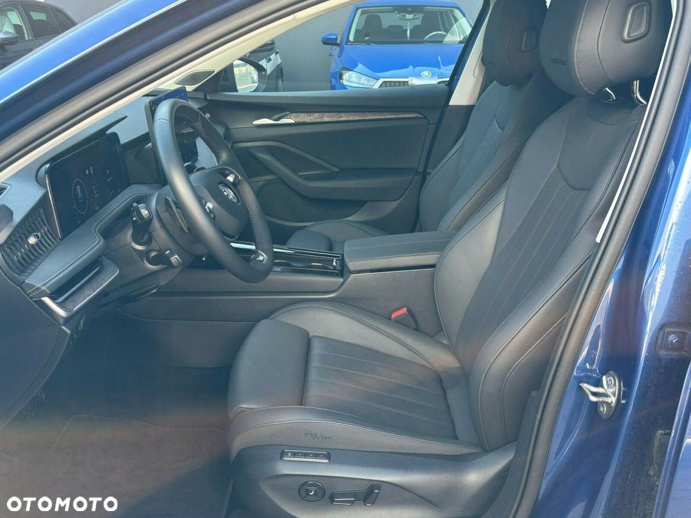 Skoda Superb 2.0 TDI SCR 4x4 L&K DSG - 9