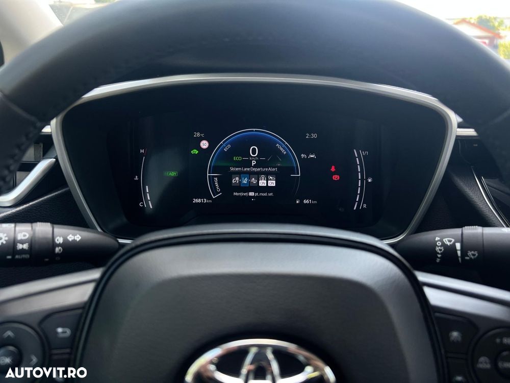 Toyota Corolla 1.8 HSD Dynamic - 13