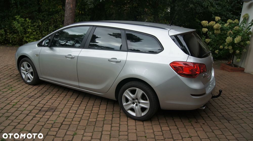 Opel Astra - 9