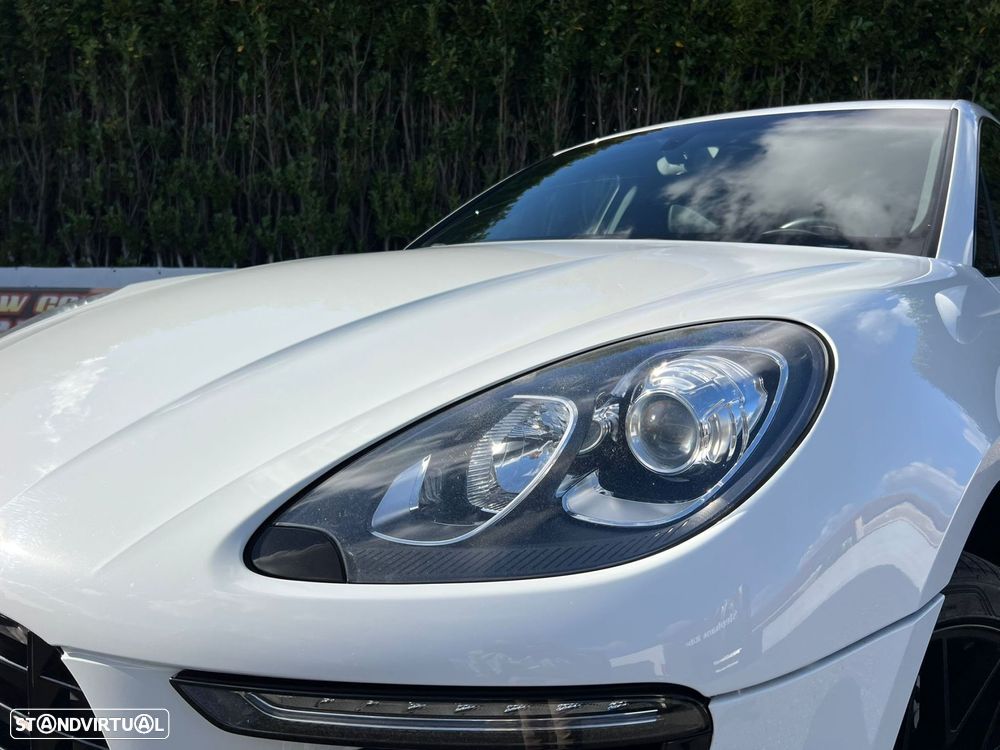 Porsche Macan S - 21