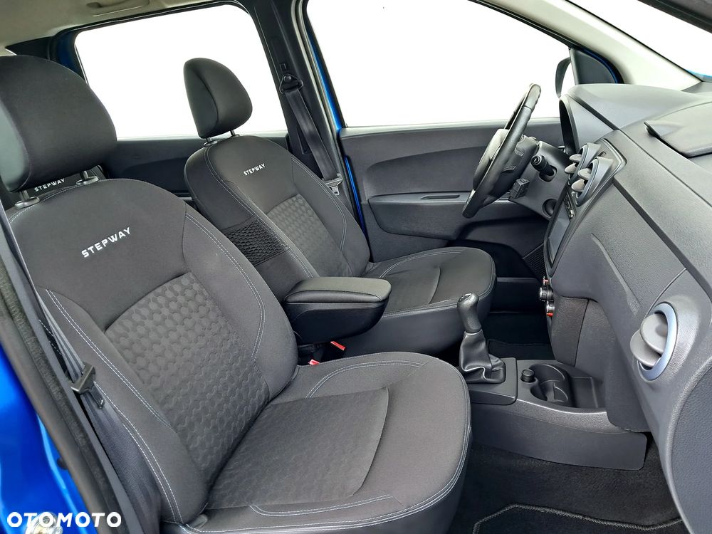 Dacia Lodgy TCe 115 Stepway - 22