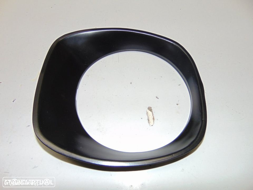 Ford Transit - aro de farol em chapa - 1