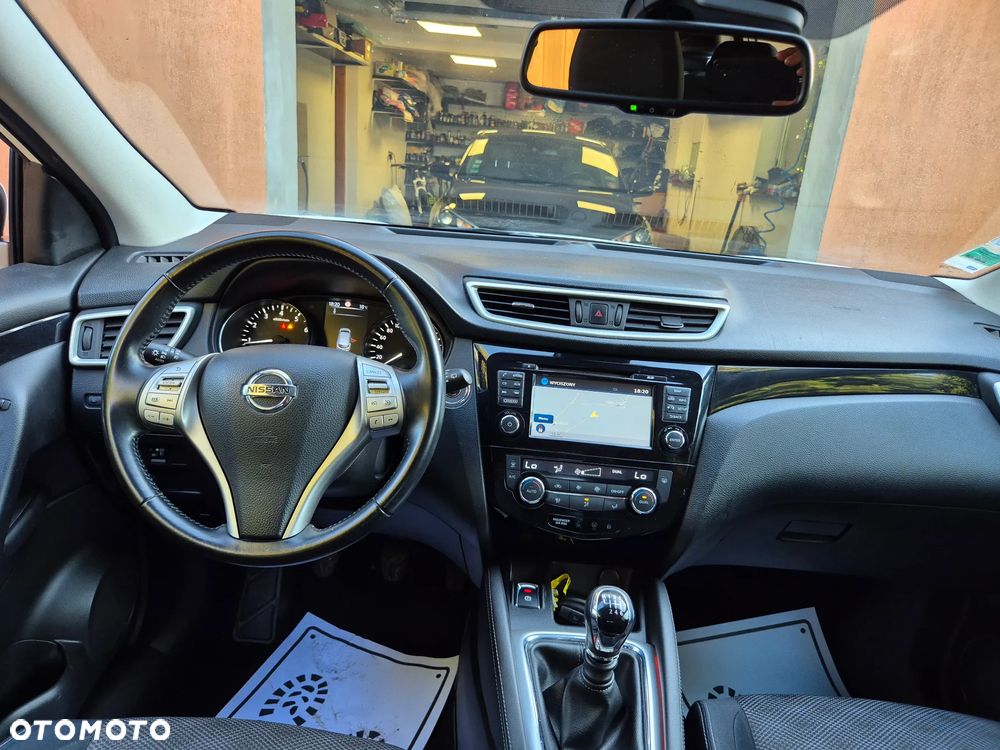 Nissan Qashqai 1.2 DIG-T Tekna - 23