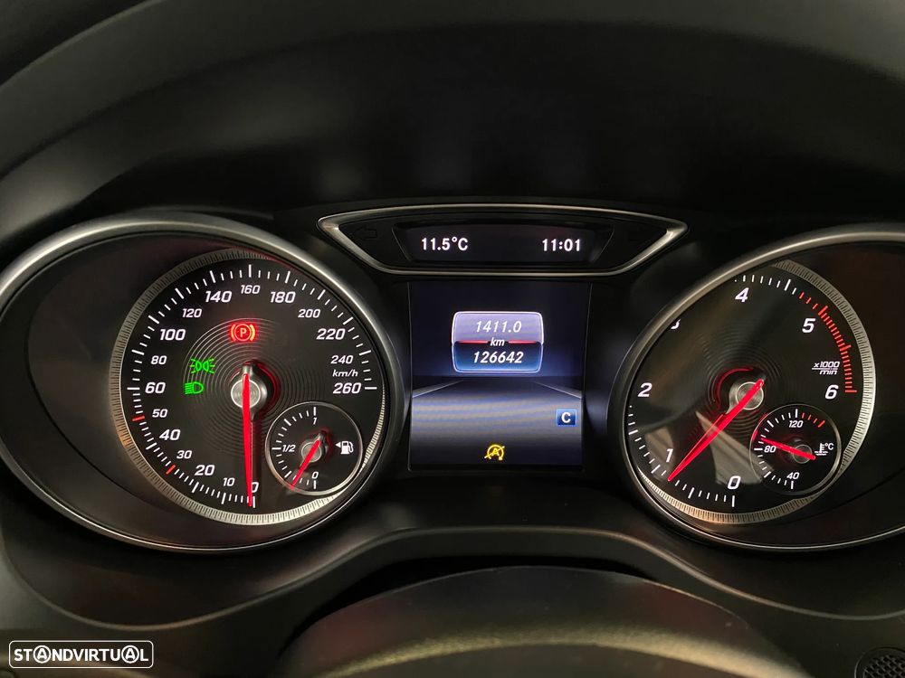 Mercedes-Benz CLA 180 (CDI) d AMG Line - 22