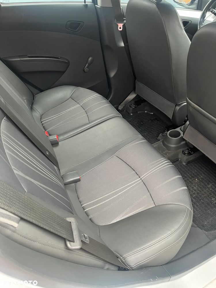 Chevrolet Spark 1.0 LS - 9