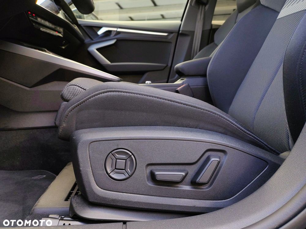 Audi A3 Limousine 35 TFSI mHEV Advanced S tronic - 19
