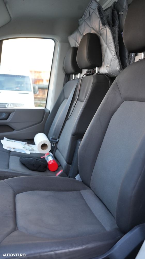 Volkswagen Crafter 3.5 CD Bena L4 4M 103kW - 4