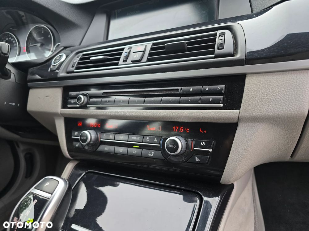 BMW Seria 5 520d - 12
