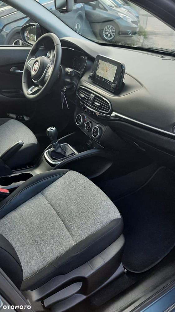 Fiat Tipo Kombi 1.0 T3 Cross - 17