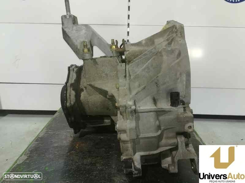 CAIXA VELOCIDADES FORD FOCUS 2000 -TXS4R7002FA - 3