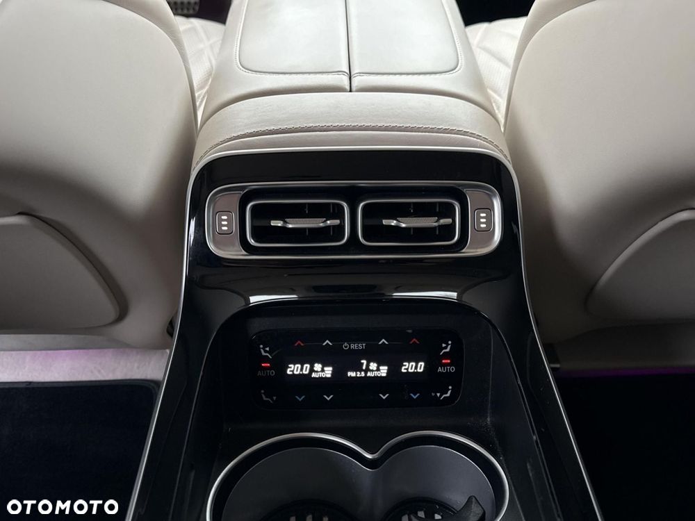 Mercedes-Benz Klasa S - 21