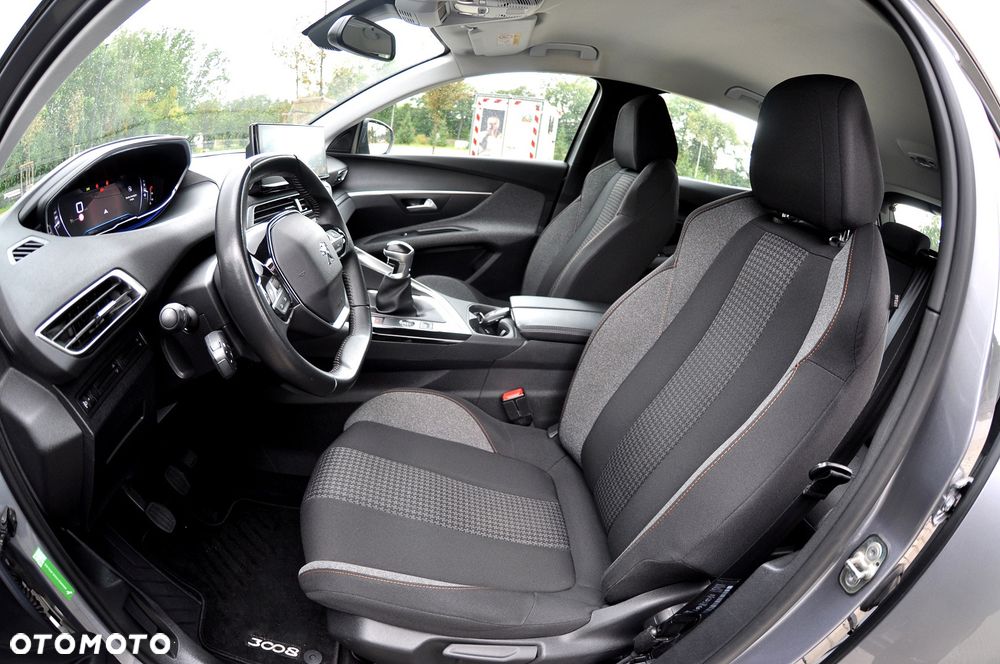 Peugeot 3008 BlueHDi 130 Stop & Start Allure Business-Paket - 21