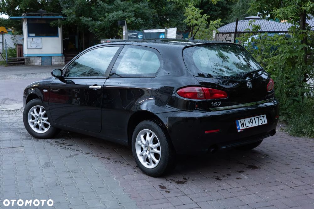 Alfa Romeo 147 - 4