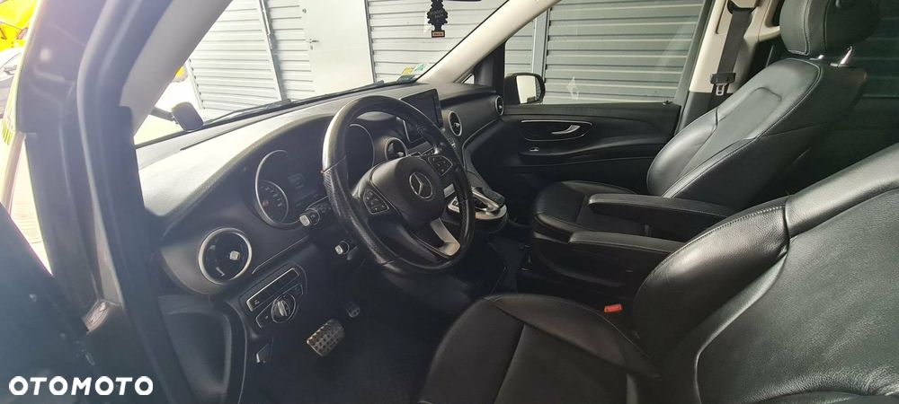 Mercedes-Benz Klasa V 220 CDI Avantgarde 7G-Tronic (ekstra d³) - 3