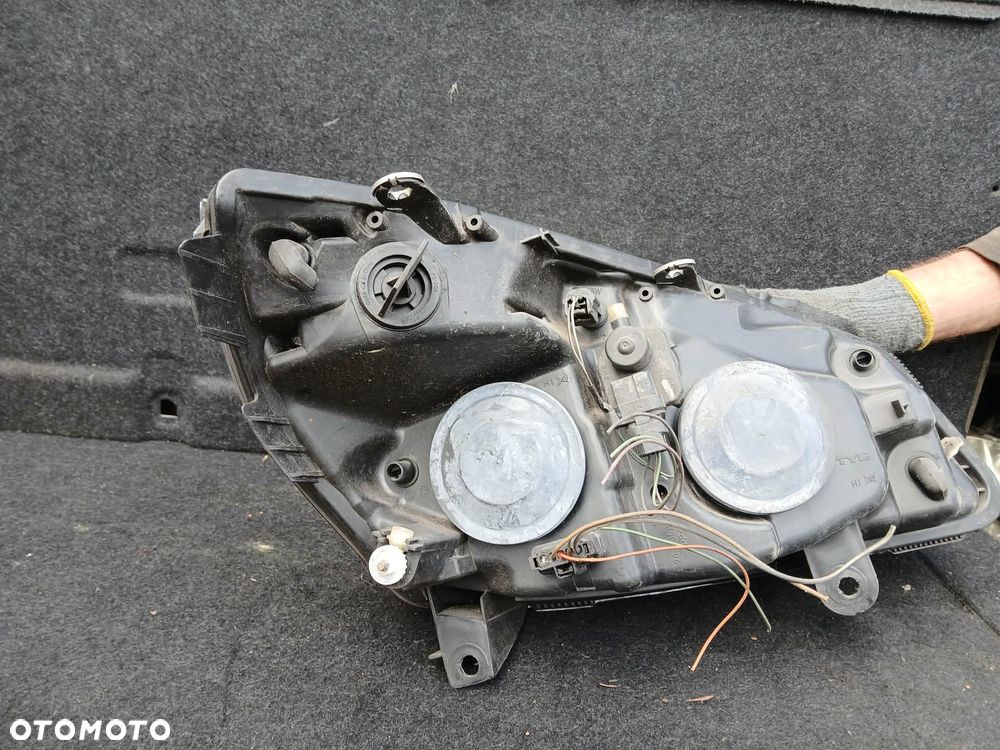 Renault Scenic II Lampa przednia lewa - 3