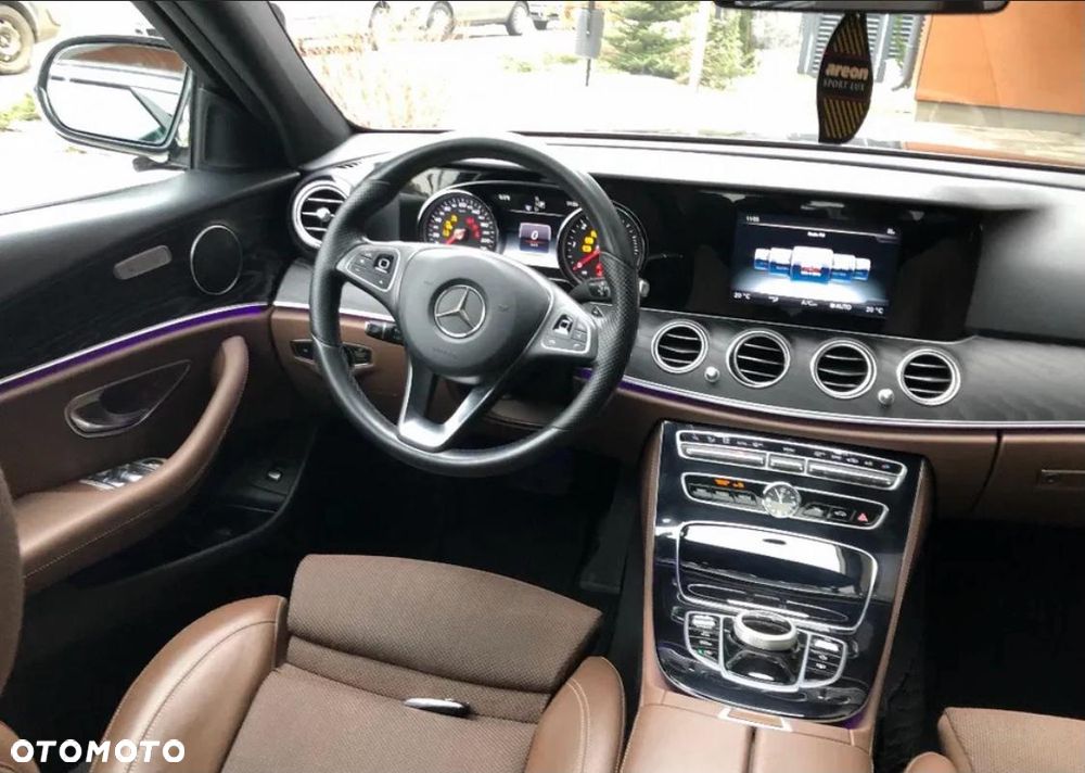 Mercedes-Benz Klasa E 220 d 9G-TRONIC - 5