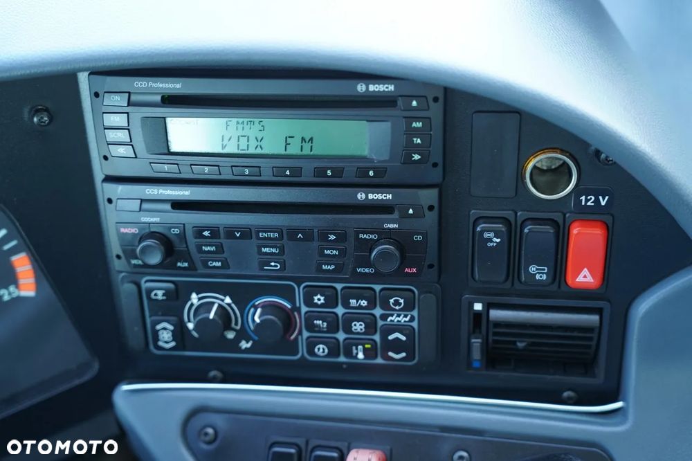 Mercedes-Benz TOURISMO RHD-L / EURO 6 / SPROWADZONY / - 31