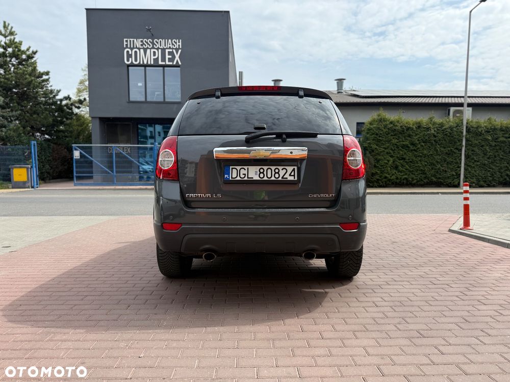 Chevrolet Captiva 2.0 2WD 7 Sitzer LS Family Edition - 12