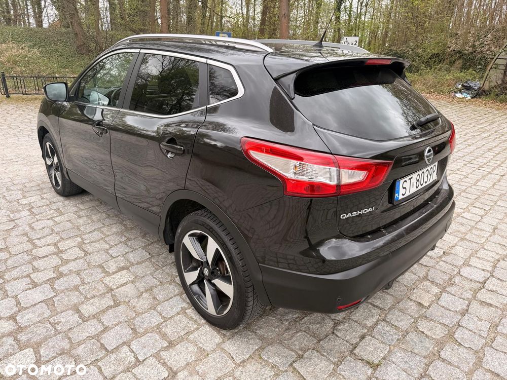 Nissan Qashqai 1.6 DCi N-Connecta Xtronic - 6