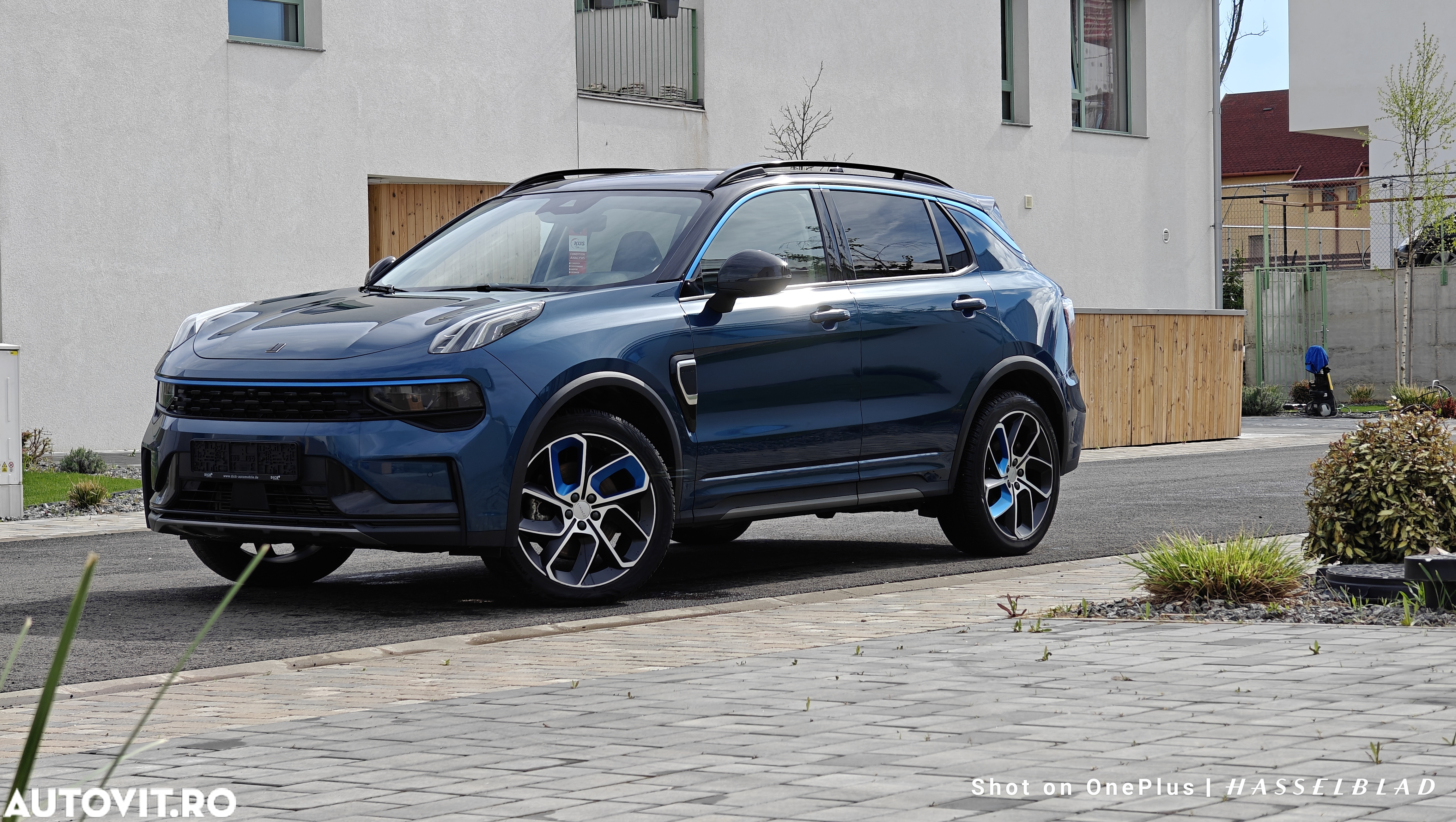 Lynk&Co 01 - 2