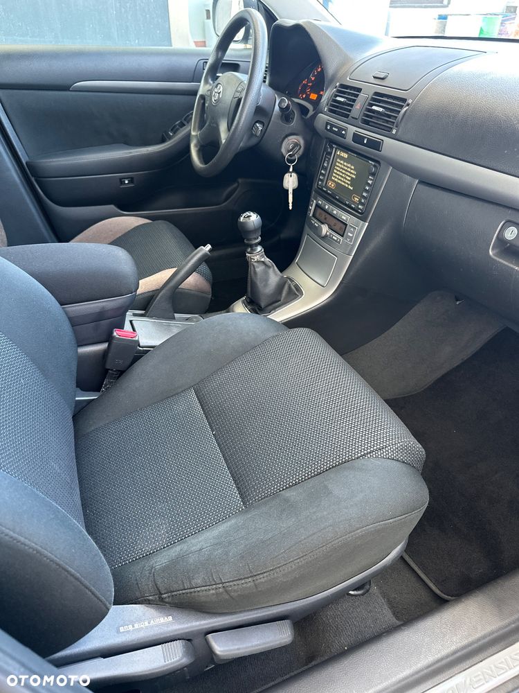 Toyota Avensis 2.2 D-4D X Premium - 7