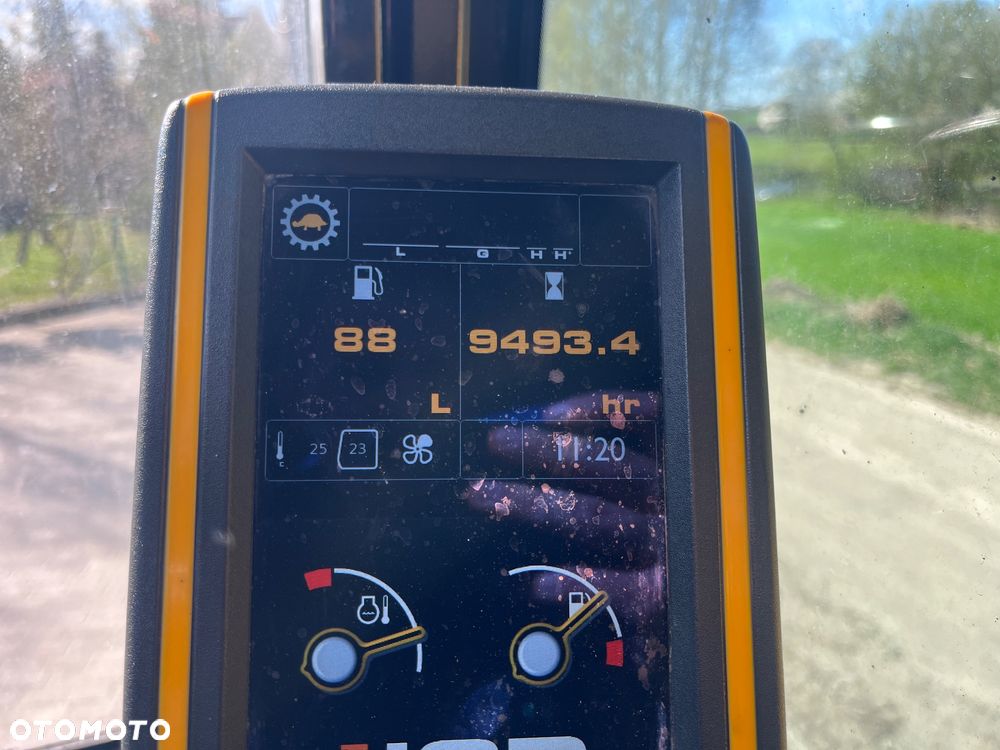 JCB JS 145W - 35