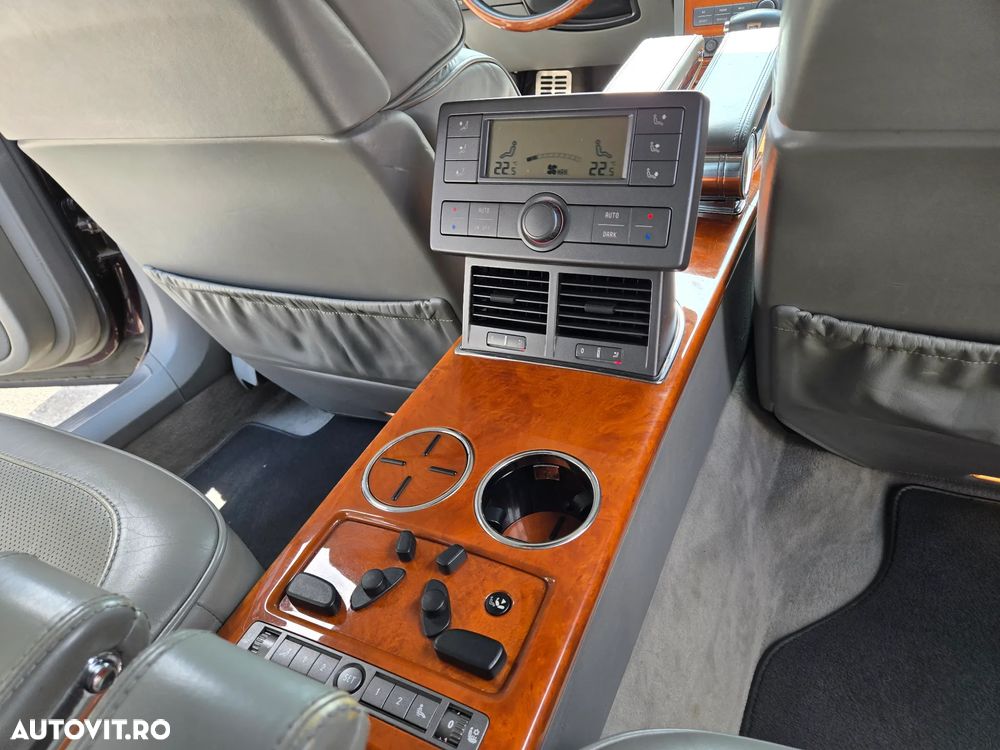 Volkswagen Phaeton - 26