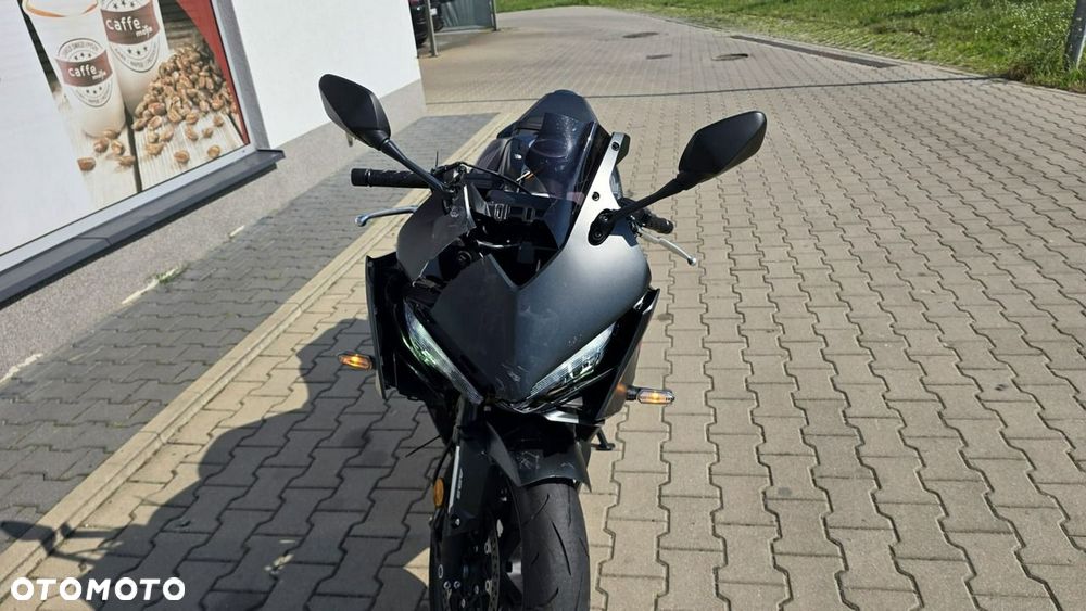 Honda CBR - 11