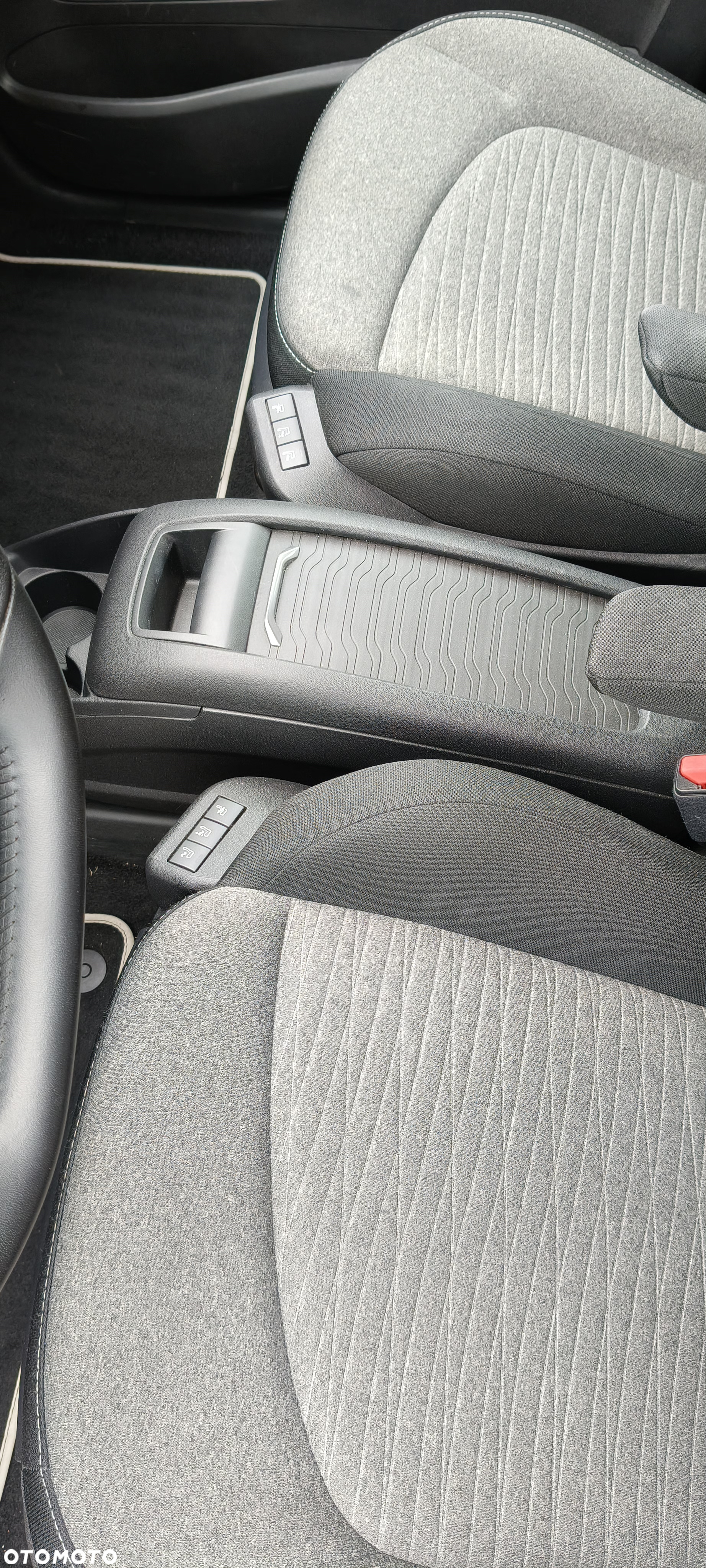 Citroën C4 SpaceTourer Grand 1.2 PureTech Shine S&S EAT8 - 11