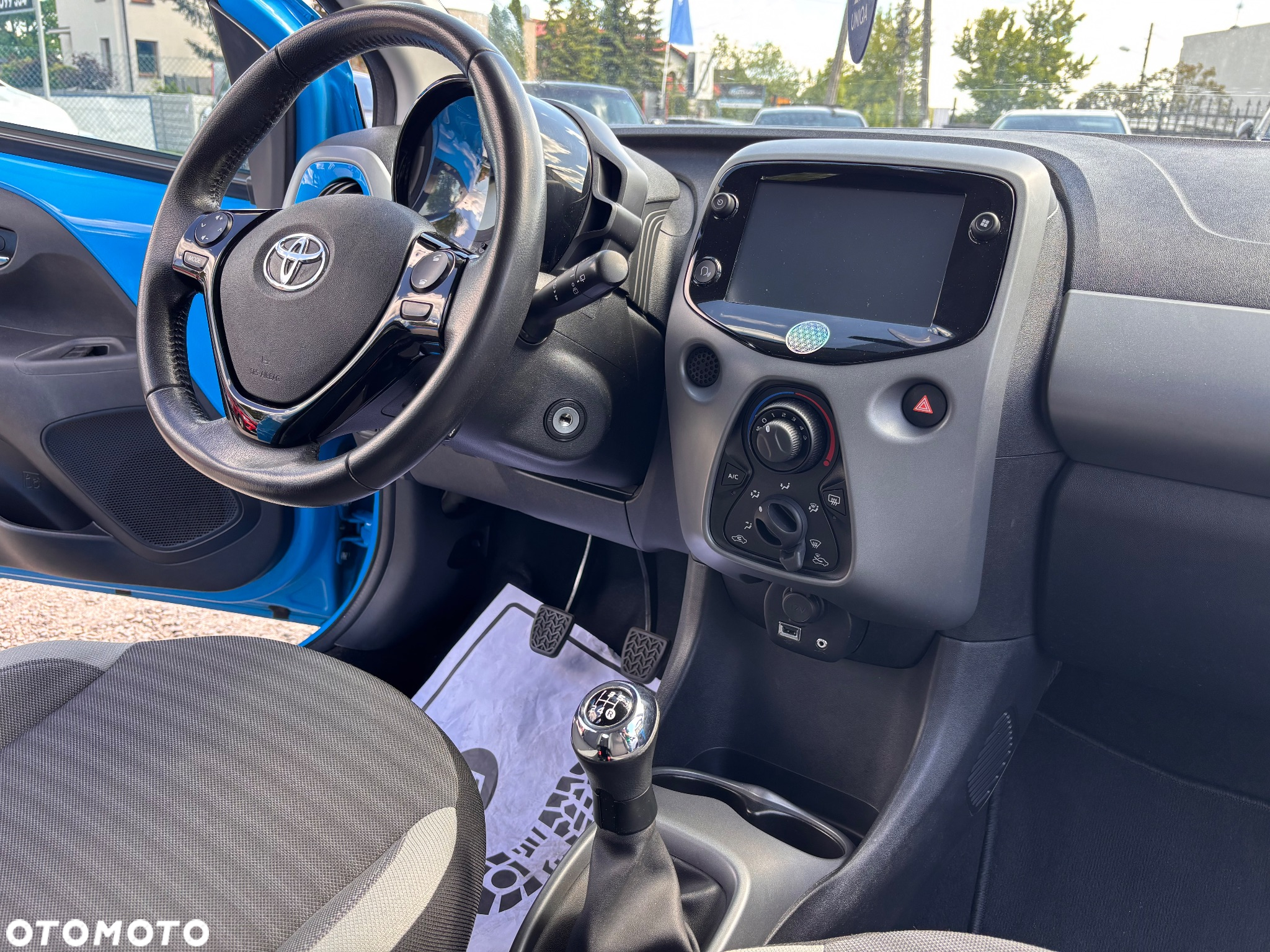Toyota Aygo 1.0 VVT-i Color Edition - 11