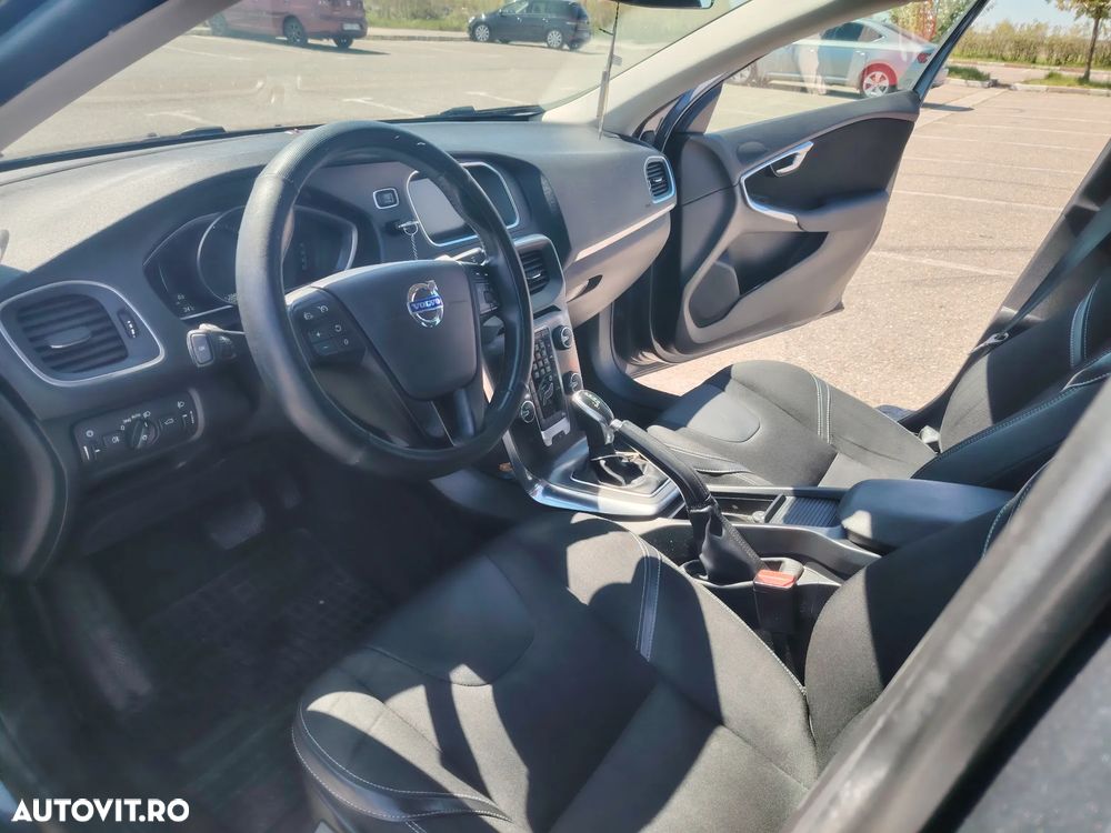 Volvo V40 D2 Aut. Kinetic - 5