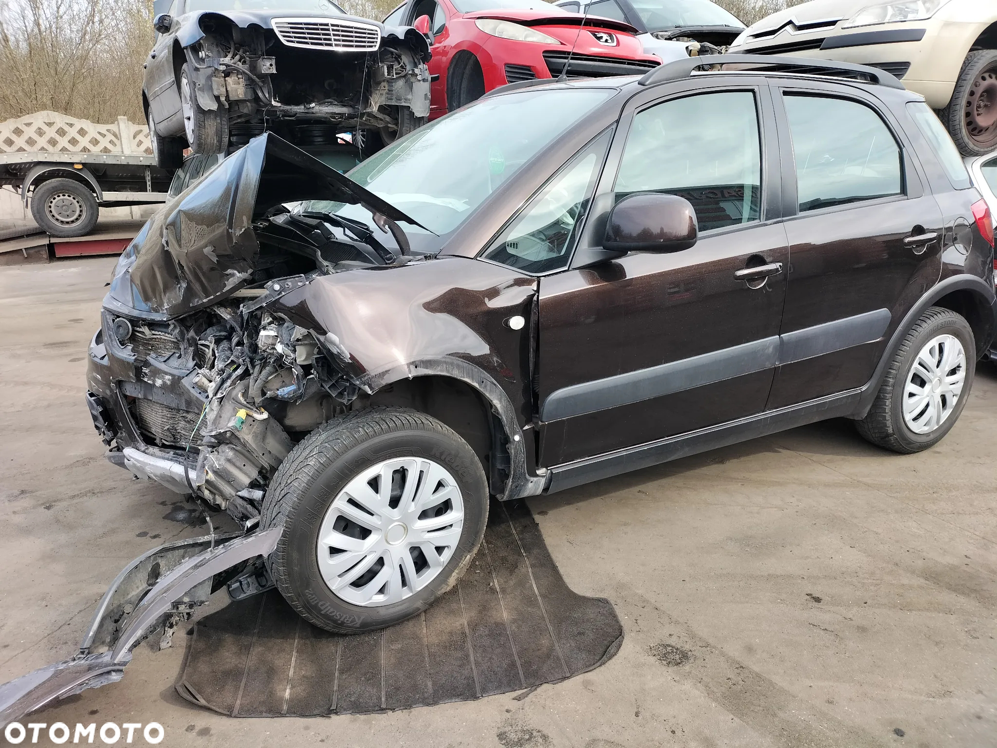 DRZWI LEWE TYŁ PRAWE  PRZÓD TYŁ SUZUKI SX4 4X4 2014r 1.6 B 120KM - 2