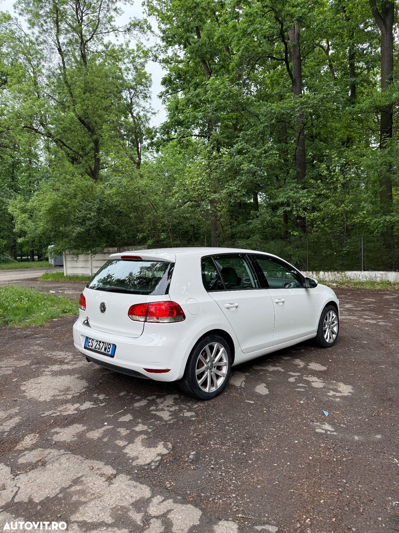 Volkswagen Golf 1.6 TDI BMT Highline - 1