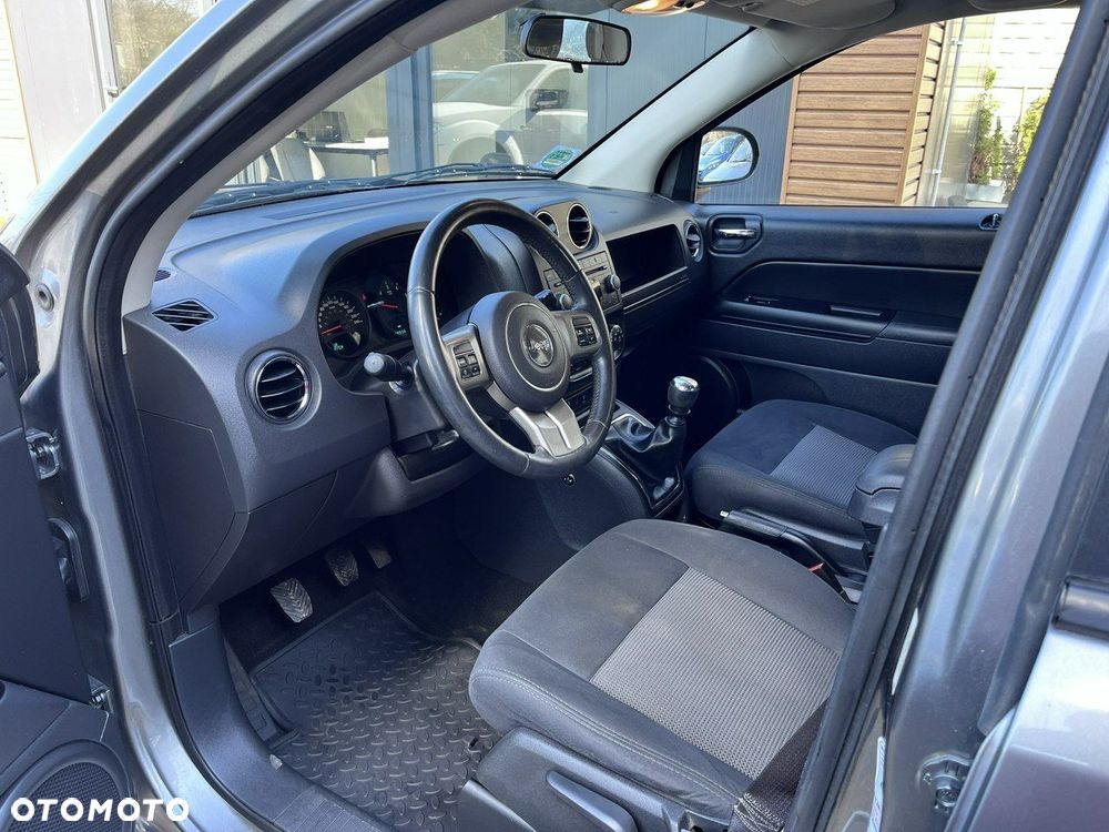 Jeep Compass - 18