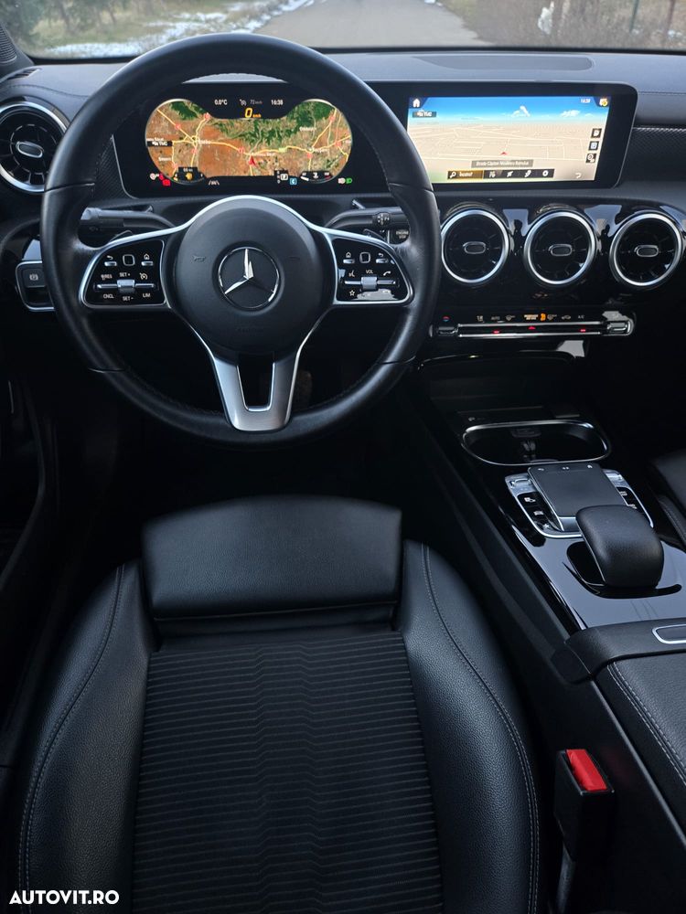 Mercedes-Benz CLA 180 - 21