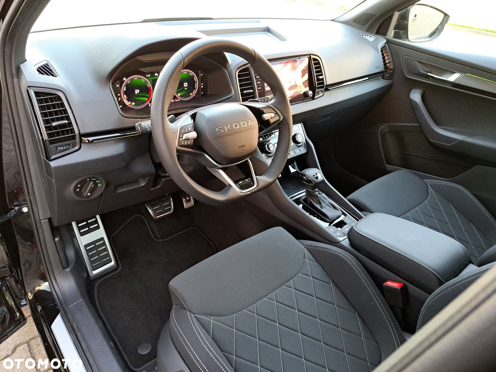 Skoda Karoq 1.5 TSI ACT Sportline DSG - 20