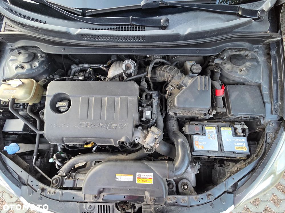 Kia Ceed - 9