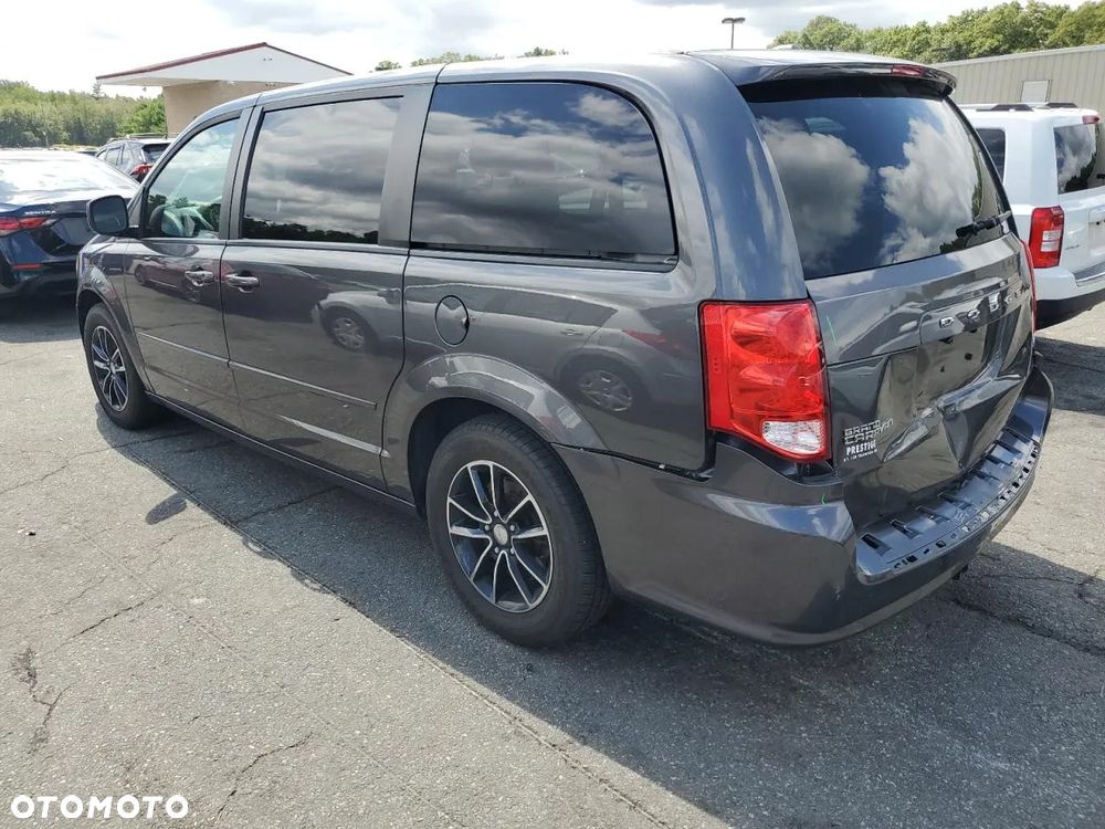 Dodge Grand Caravan 3.6 R/T - 6