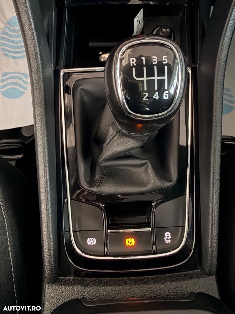 Skoda Karoq 1.0 TSI Clever - 23