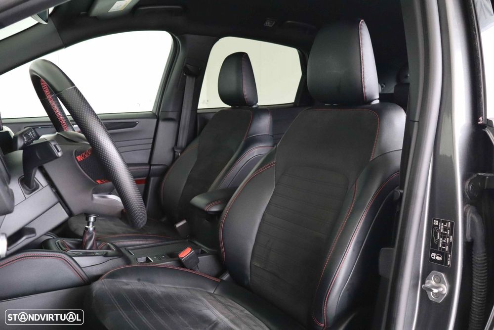 Ford Kuga 1.5 EcoBoost ST-Line X - 26